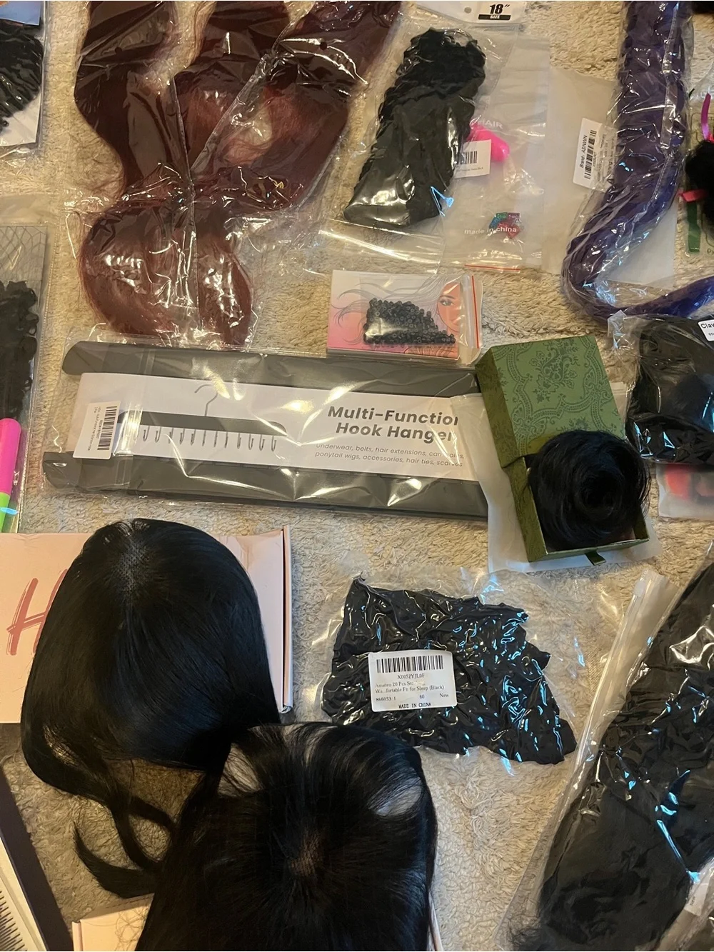 NWT Huge Assorted Human Hair Extensions & Wigs & Lashes both Human and Synthetic - Picture 4 of 15